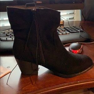 Western cowboy boots